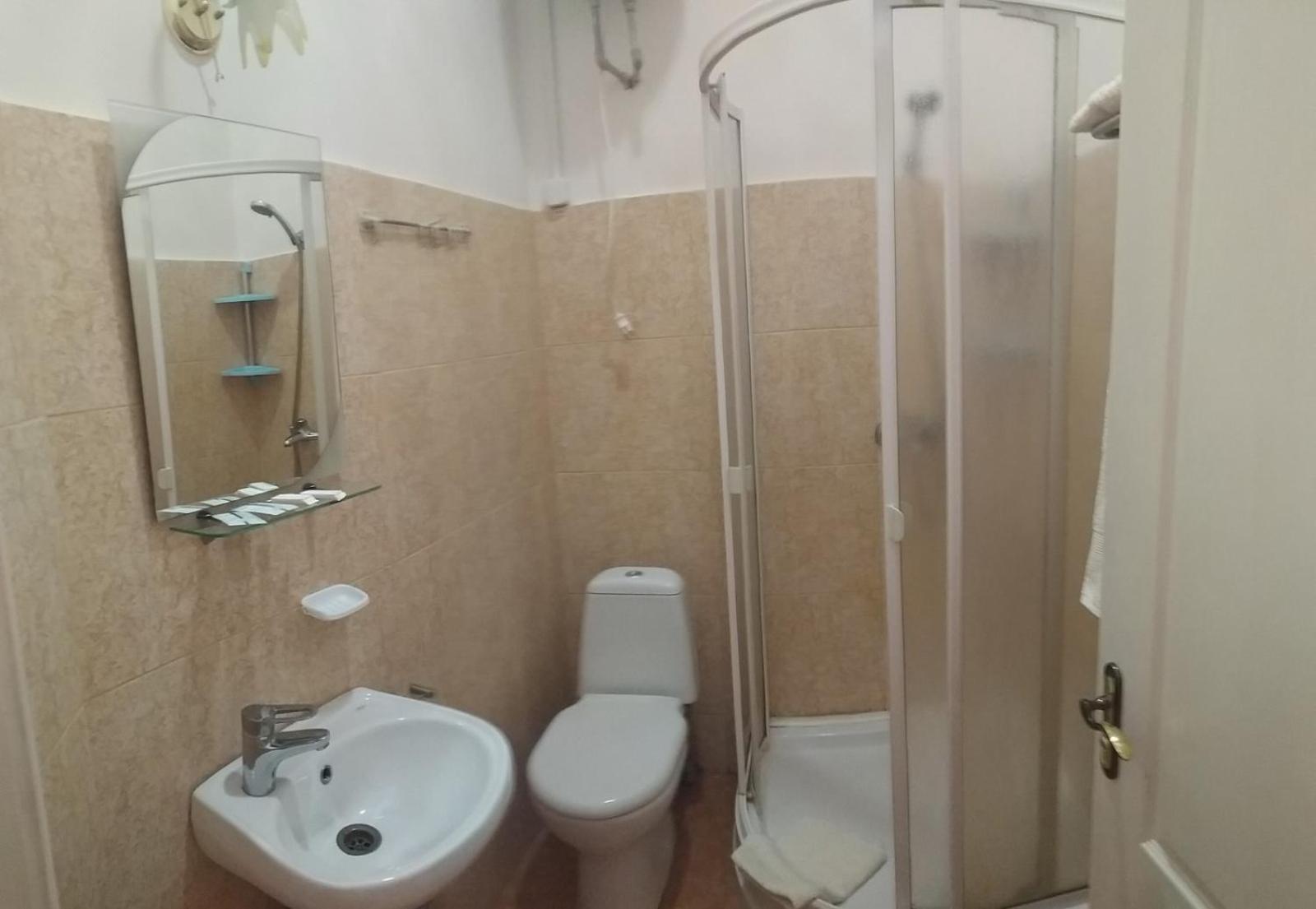 Отель Белый Камень Shevchenkiva Kültér fotó