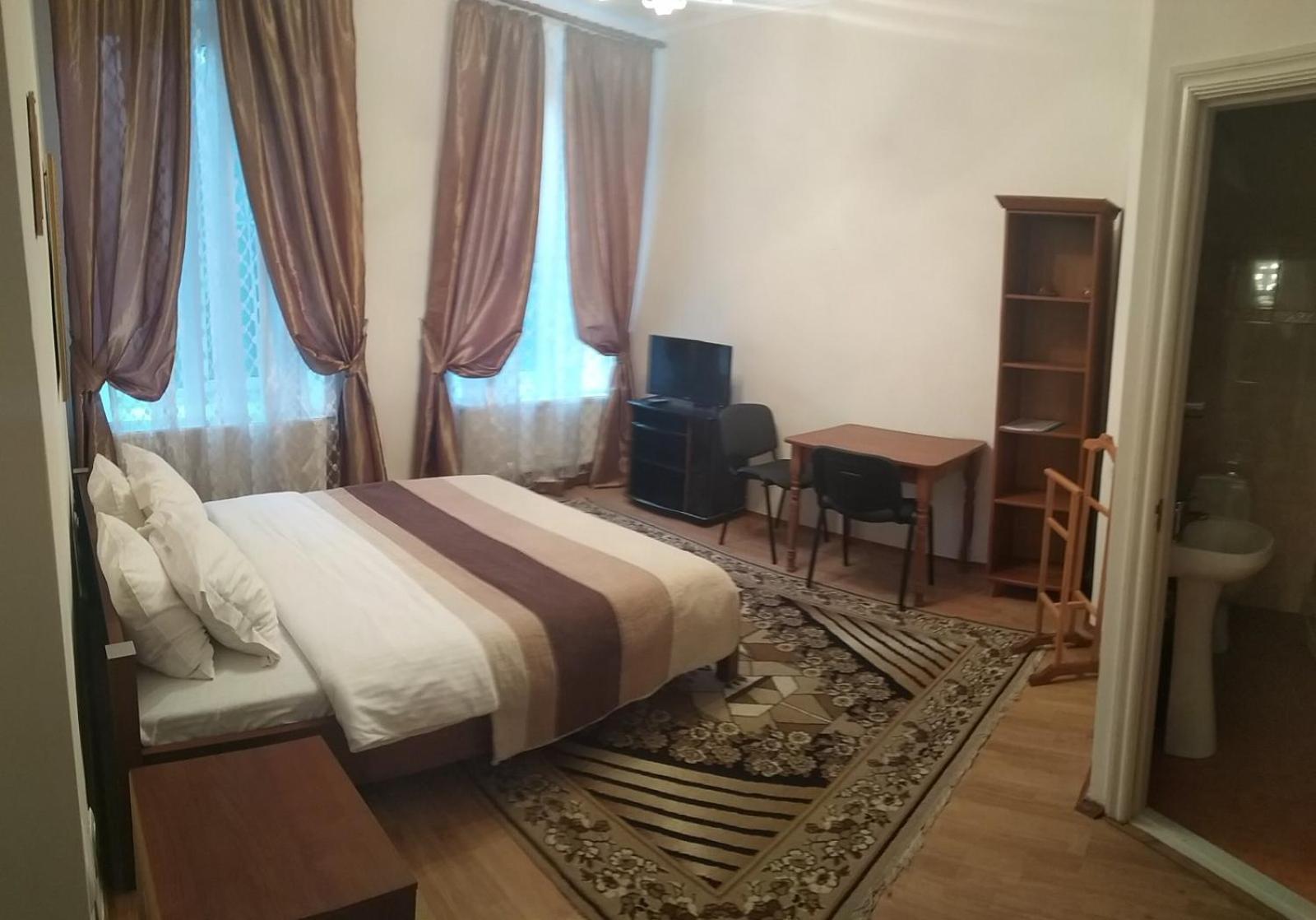 Отель Белый Камень Shevchenkiva Kültér fotó